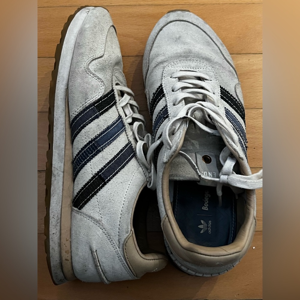 adidas sneaker